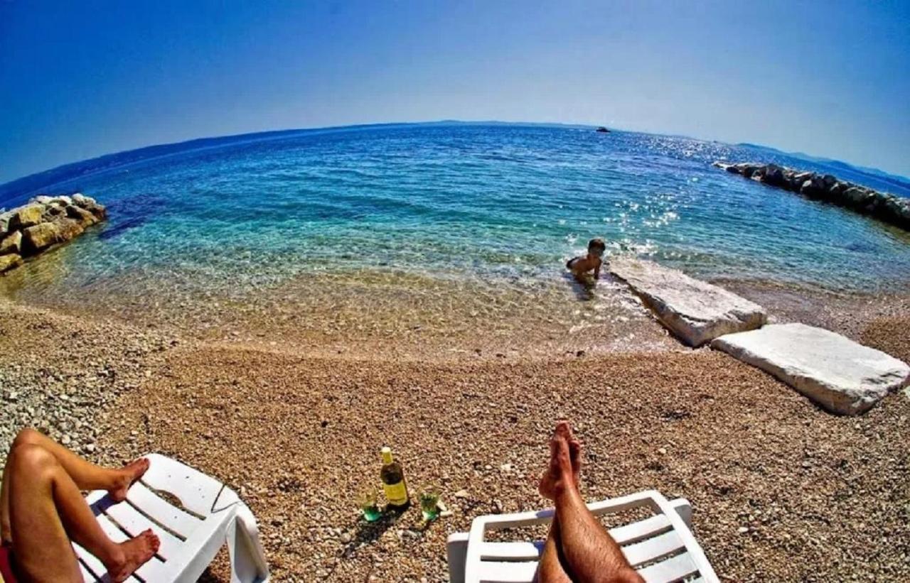 Apartment Knez 1 - 50 M From Beach Podstrana Exterior foto